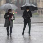 La Ciudad fue sorprendida con una intensa lluvia desde las 6:00 am. Inundaciones y aire fresco se sienten en el ambiente capitalino.